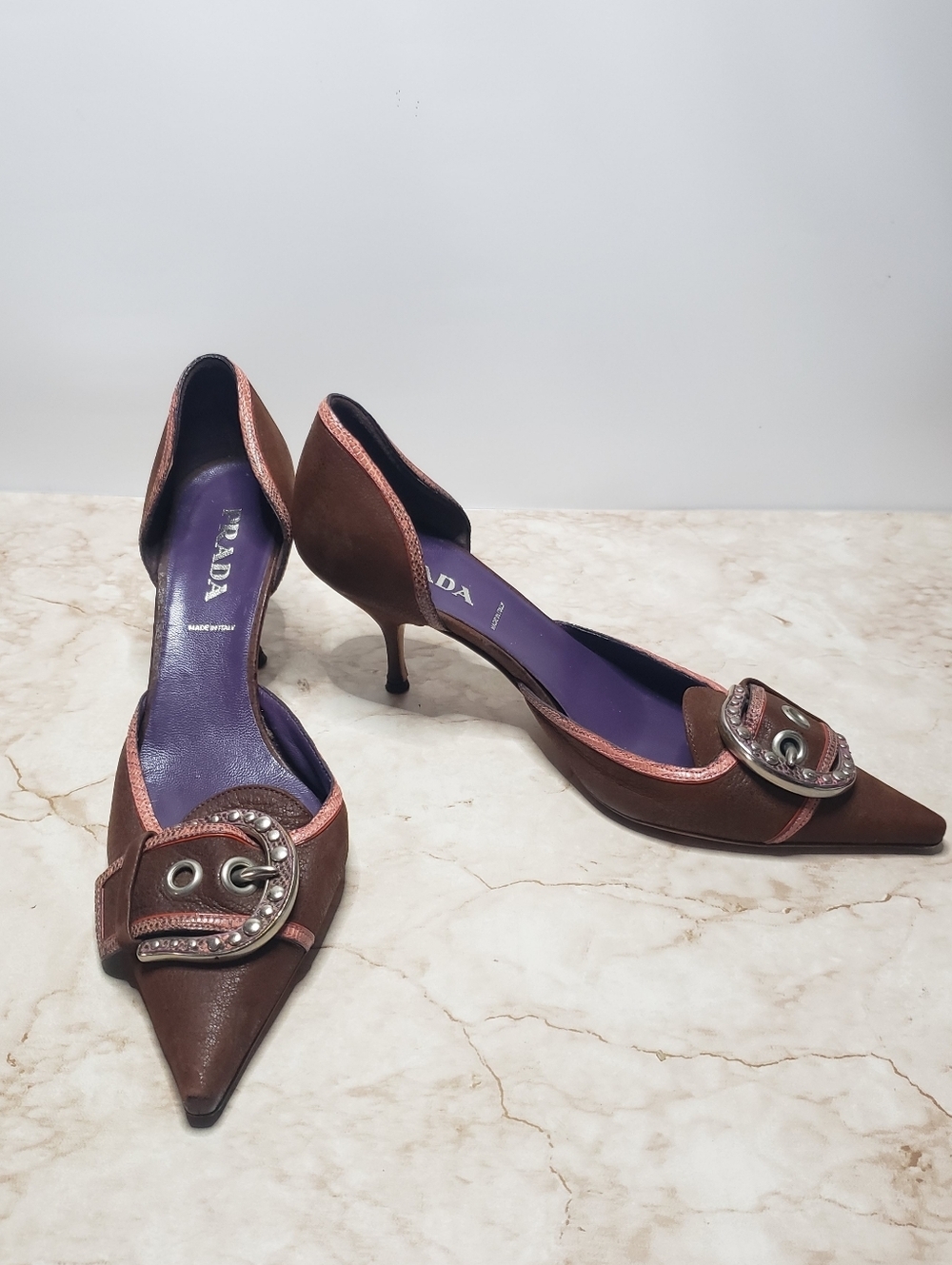 Prada Brown Pointed Kitten Heels with Pink Trim and Buckle Size 36